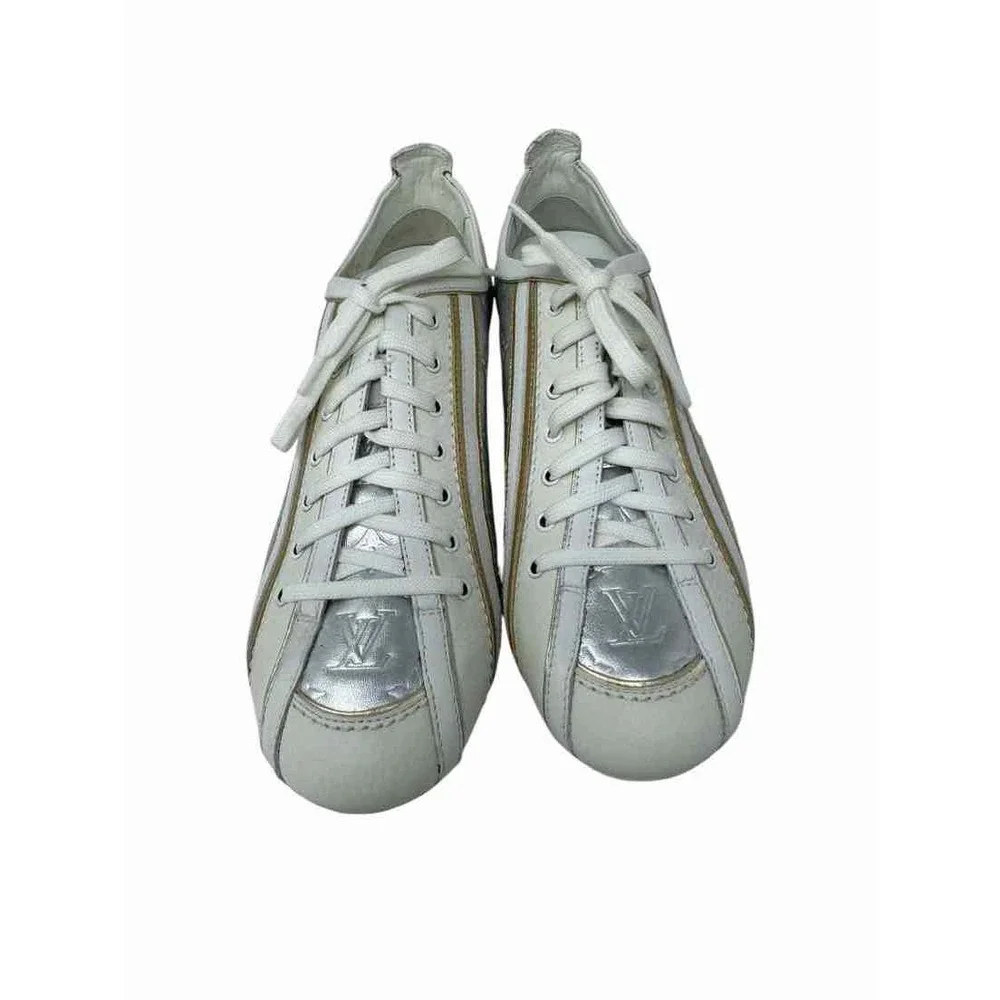 Shoe Size 38 Louis Vuitton Silver Leather Luxury - Sneakers